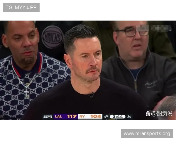 决战时刻雷迪克及时暂停布阵全面重塑攻防节奏掌控比赛关键格局新 决战时刻雷迪克及时暂停布阵全面重塑攻防节奏掌控比赛关键格局新