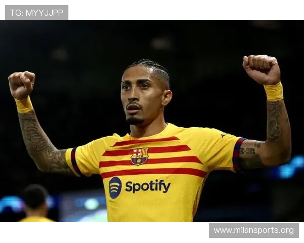 拉菲尼亚称佩德里虽进球助攻不多但依然是巴萨心脏与世界顶级球员之一 拉菲尼亚称佩德里虽进球助攻不多但依然是巴萨心脏与世界顶级球员之一