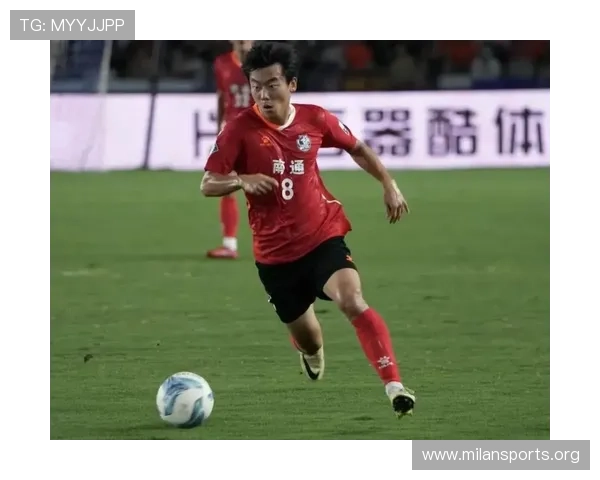 以热点追踪苏超爆火背后是草根足球文化与城市情感共振推动赛事破圈 以热点追踪苏超爆火背后是草根足球文化与城市情感共振推动赛事破圈