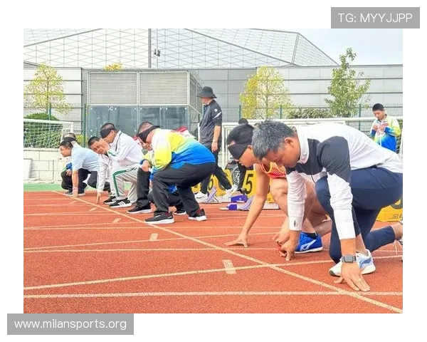 邵佳一中场鼓舞人心讲话:我们要与自己较量 每个人都能超越自我 邵佳一中场鼓舞人心讲话:我们要与自己较量 每个人都能超越自我