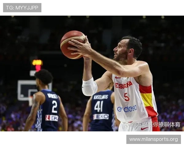 马丁奥尼尔：多古失误或因缺乏自信 费尔南德斯是顶级球员核心